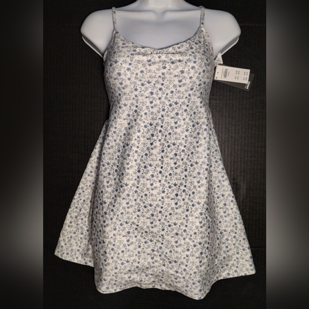 Gilly Hicks Blue and White Floral Dress